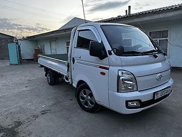 audi 4: Легкий грузовик, Hyundai, Стандарт, До 1 т, Б/у — 2