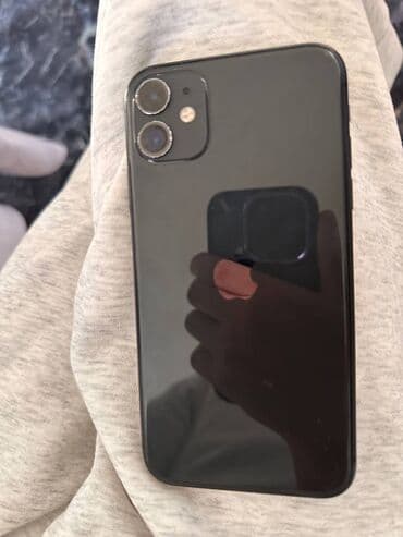 IPhone 11, Б/у, 128 ГБ, Черный, Чехол, 79 %