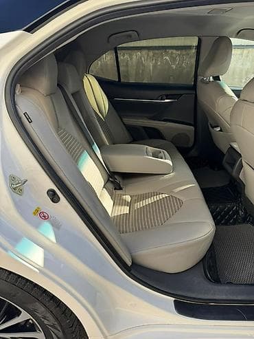 Транспорт: Toyota Camry: 2017 г., 2.5 л, Автомат, Бензин, Седан — 10