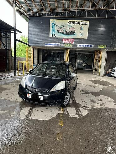 Унаа сатуу: Honda Jazz: 2009 г., 1.3 л, Робот, Бензин, Хетчбек — 2