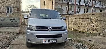 Volkswagen Transporter: 2010 г., 2 л, Автомат, Дизель, Минивэн