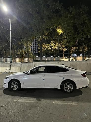 Продажа авто: Hyundai Sonata: 2019 г., 2 л, Автомат, Газ, Седан — 3