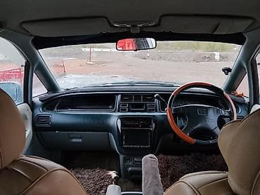 сут машине: Honda Odyssey: 1997 г., 2.2 л, Автомат, Бензин, Вэн/Минивэн — 6