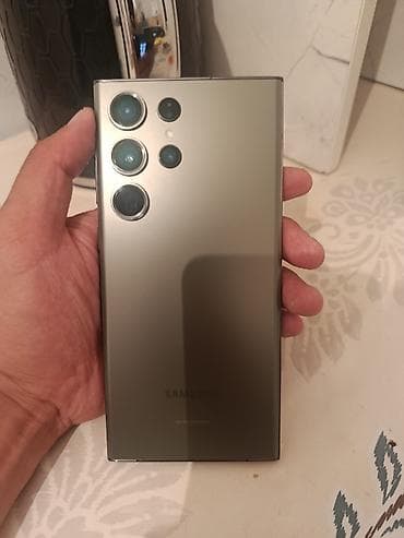 Техника и электроника: Samsung Galaxy S23 Ultra (модель SM‑S918N), цвет зеленый. Ключевые — 3