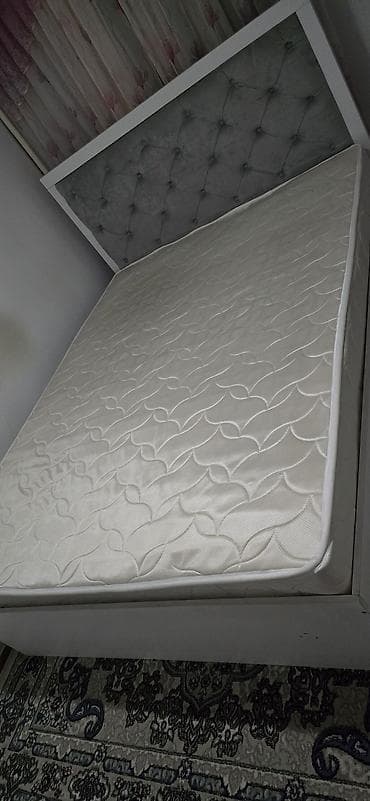кровать угловая: Двуспальная кровать, Б/у, С матрасом, длина - 204 см — 4