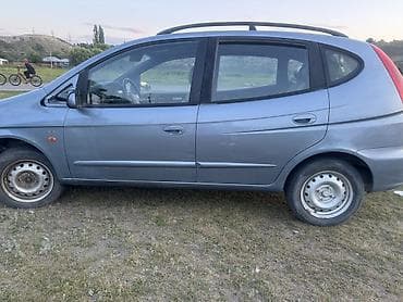 Daewoo Tacuma: 2004 г., 2 л, Механика, Бензин, Минивэн — 4
