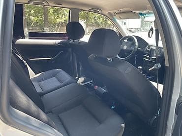 colf 2: Volkswagen Golf: 2002 г., 1.6 л, Механика, Бензин, Универсал — 6