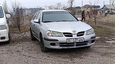 Nissan Almera: 2001 г., 1.5 л, Механика, Бензин, Хэтчбэк