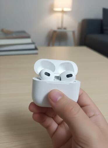 наушники с ушками беспроводные: Беспроводные наушники-вкладыши с зарядным кейсом (белые) - — 1