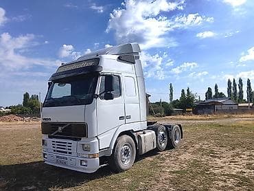 трактор соко: Тягач, Volvo, 1995 г., Без прицепа — 2