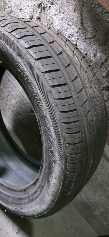 Продаю 1шт (масло).и еще одна резина есть at lalafo.kg Продаю 1шт (масло).и еще одна резина есть