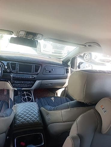 Kia Carnival: 2019 г., 2.2 л, Автомат, Дизель, Минивэн — 4