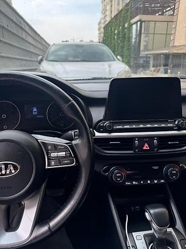 bme e34: Kia Cerato: 2020 г., Автомат, Седан — 2