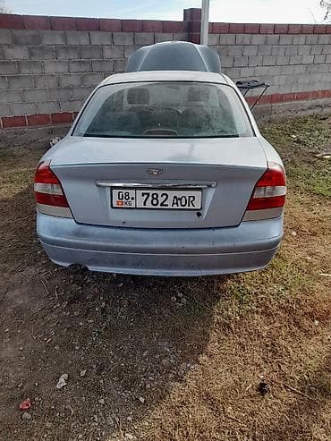 Продажа авто: Daewoo Nubira: 2001 г., 1.6 л, Механика, Бензин, Седан — 2