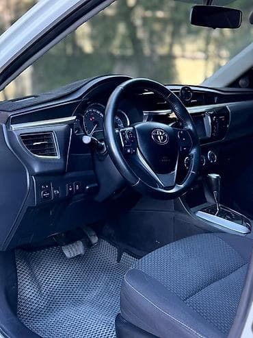 поменяю: Toyota Corolla: 2013 г., 1.6 л, Автомат, Бензин, Седан — 8