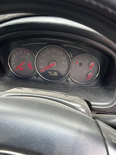 pod: Honda Stream: 2003 г., 2 л, Автомат, Бензин, Универсал — 5