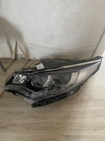 лобовые стекла трешина: Передняя левая фара Kia Б/у, Оригинал — 2