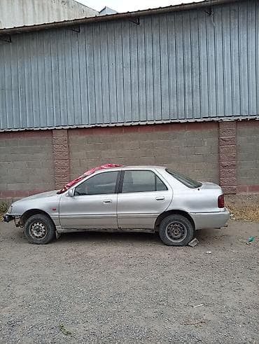 полик на sonata dn8: Hyundai Elantra: 1992 г., 2 л, Механика, Бензин, Седан — 4