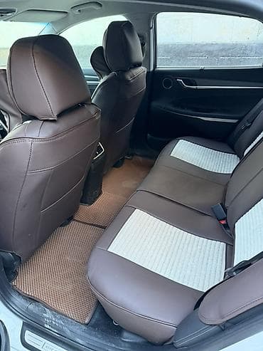 дверные ручки одиссей: Hyundai Grandeur: 2019 г., 2.4 л, Автомат, Гибрид, Седан — 8