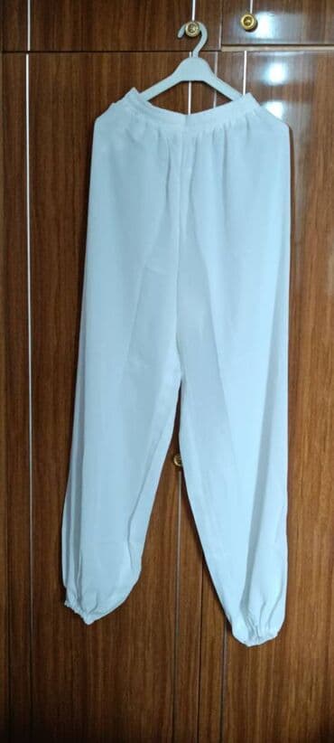 борцовка для борьбы: Продам костюмы для ушу. Новые. Белый ростовка 165-175, 3000сом — 5