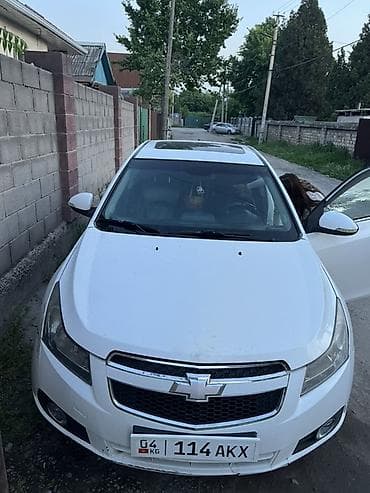 114: Chevrolet Cruze: 2010 г., 1.8 л, Автомат, Бензин, Седан — 1