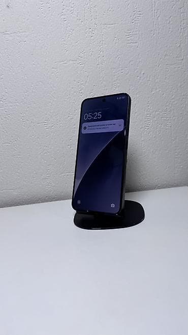 iphone se: Xiaomi, 15, Б/у, 512 ГБ, цвет - Черный, В рассрочку, 2 SIM — 3