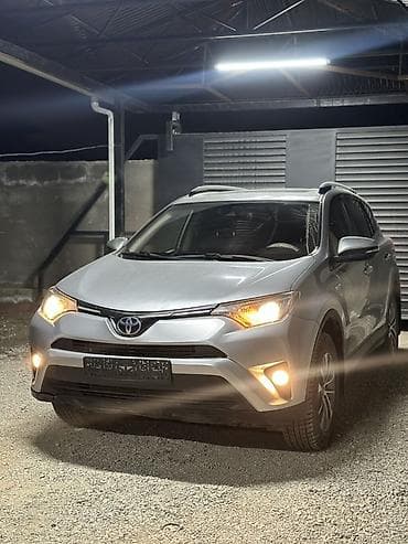 kia clarus: Toyota RAV4: 2018 г., 2.5 л, Автомат, Бензин, Кроссовер — 1