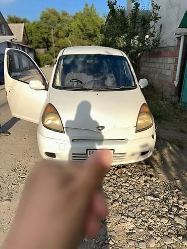 Продажа авто: Toyota Funcargo: 2002 г., 1.3 л, Автомат, Бензин, Универсал — 1