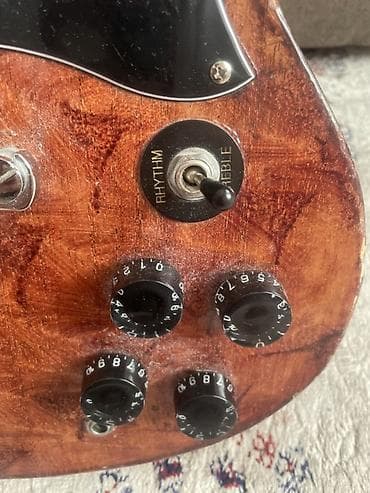 Гитары: Продаю электрогитару SG гибсон кастом, в идеальном состоянии — 2