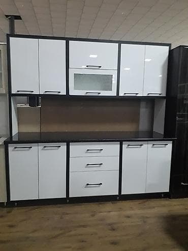 Новый кухня с акрилом наличии размер 200×210 по городу доставка