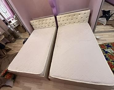 бу сервант: Кровати б/у с матрасами в хорошем состоянии. Мягкое изголовье, удобные — 1