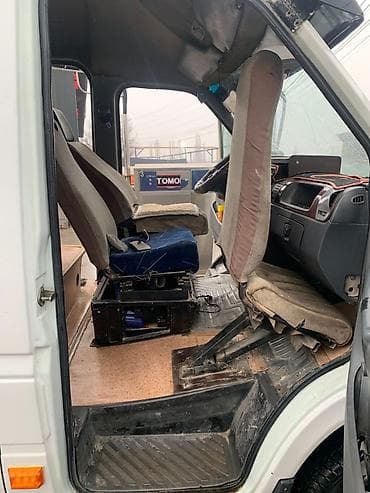 сиденье для спринтер: Mercedes-Benz Спринтер: 2003 г., 2.7 л, Механика, Дизель, Бус — 3