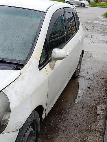 type r: Honda Fit: 2002 г., 1.3 л, Вариатор, Бензин, Хэтчбэк — 2