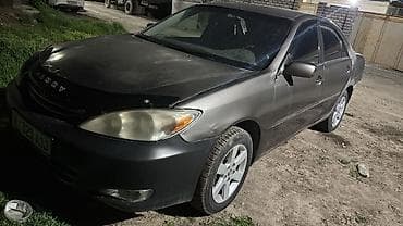 меняю варианты: Toyota Camry: 2003 г., 2.4 л, Автомат, Бензин, Седан — 1