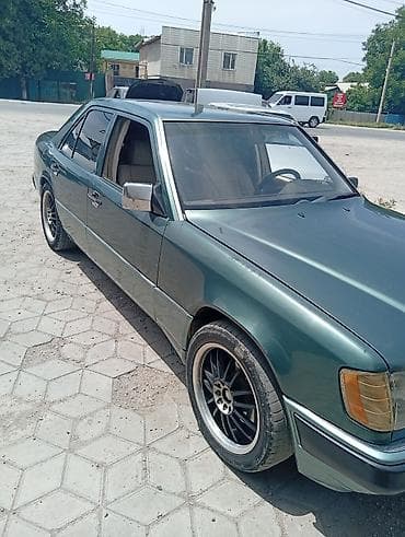 Продажа авто: Mercedes-Benz W124: 1992 г., 2 л, Механика, Бензин, Седан — 4