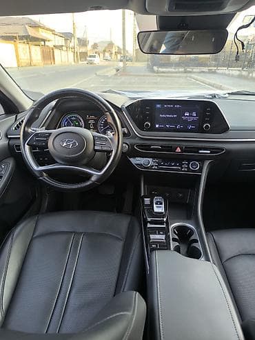 сонаьа: Hyundai Sonata: 2023 г., 2 л, Автомат, Бензин, Седан — 3