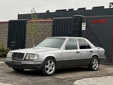 bmw e34 touring: Mercedes-Benz W124: 1992 г., 2.3 л, Механика, Седан — 3