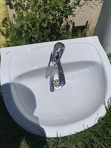 Раковина для ванной, Особенности: Глянцевое, Материал: Керамика