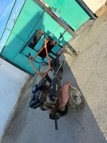 Универсал.трактор сатылат.Тырмоосу,чөп чапкычызапас дөңгөлөктөрү,жер