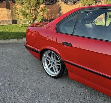 капот инспаер: BMW 5 series: 1992 г., 2.5 л, Ручные, Бензин, Седан — 7