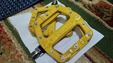 дешёвые велосипеды: 1. БУ педальки XLC (оригинал, Германия), на промах - 1500 сом. 2. БУ — 3