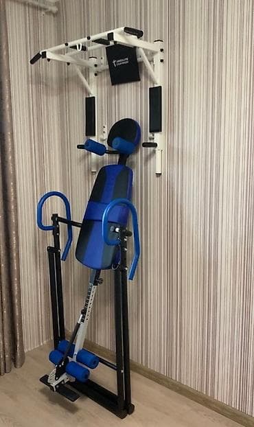 Многофункциональный тренажер 3 в 1 для дома, включающий турник, брусья at lalafo.kg Многофункциональный тренажер 3 в 1 для дома, включающий турник, брусья