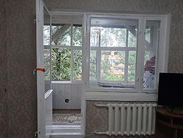 Квартиры: 3 комнаты, 61 м², 105 серия, 3 этаж, Старый ремонт — 2