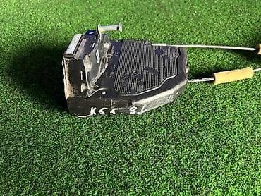 mini jack: Замок двери Toyota 2013 г., Б/у, Оригинал, Япония — 1