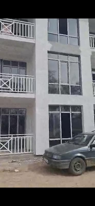 сдаётся квартира бишкек: 2 комнаты, 44 м², 2 этаж, Готовая ПСО (под самоотделку) — 2