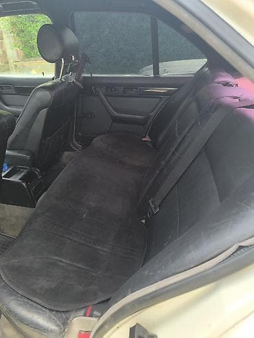 BMW 5 series: 1993 г., 4.4 л, Механика, Бензин, Седан — 10