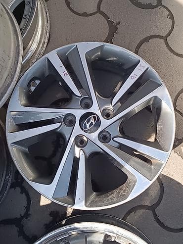 rays volk: Литые Диски R 17 Hyundai, 1 шт, отверстий - 5 — 1