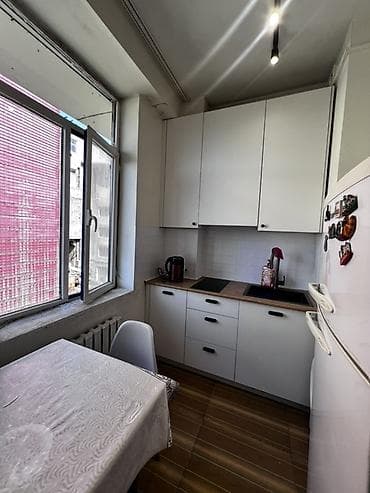 Недвижимость: 1 комната, 29 м², Малосемейка, 1000 мелочей (Карпинка) Малосемейка, 4 этаж, Свежий ремонт — 3
