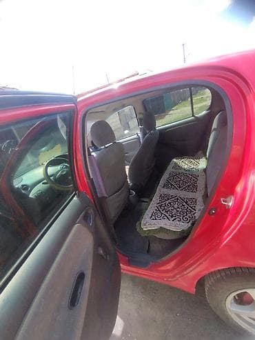 мини машина электро: Toyota Yaris: 2000 г., 1.3 л, Механика, Бензин, Хэтчбэк — 2