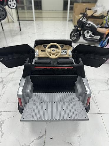 тоу: Детский электрокар, Новый — 3